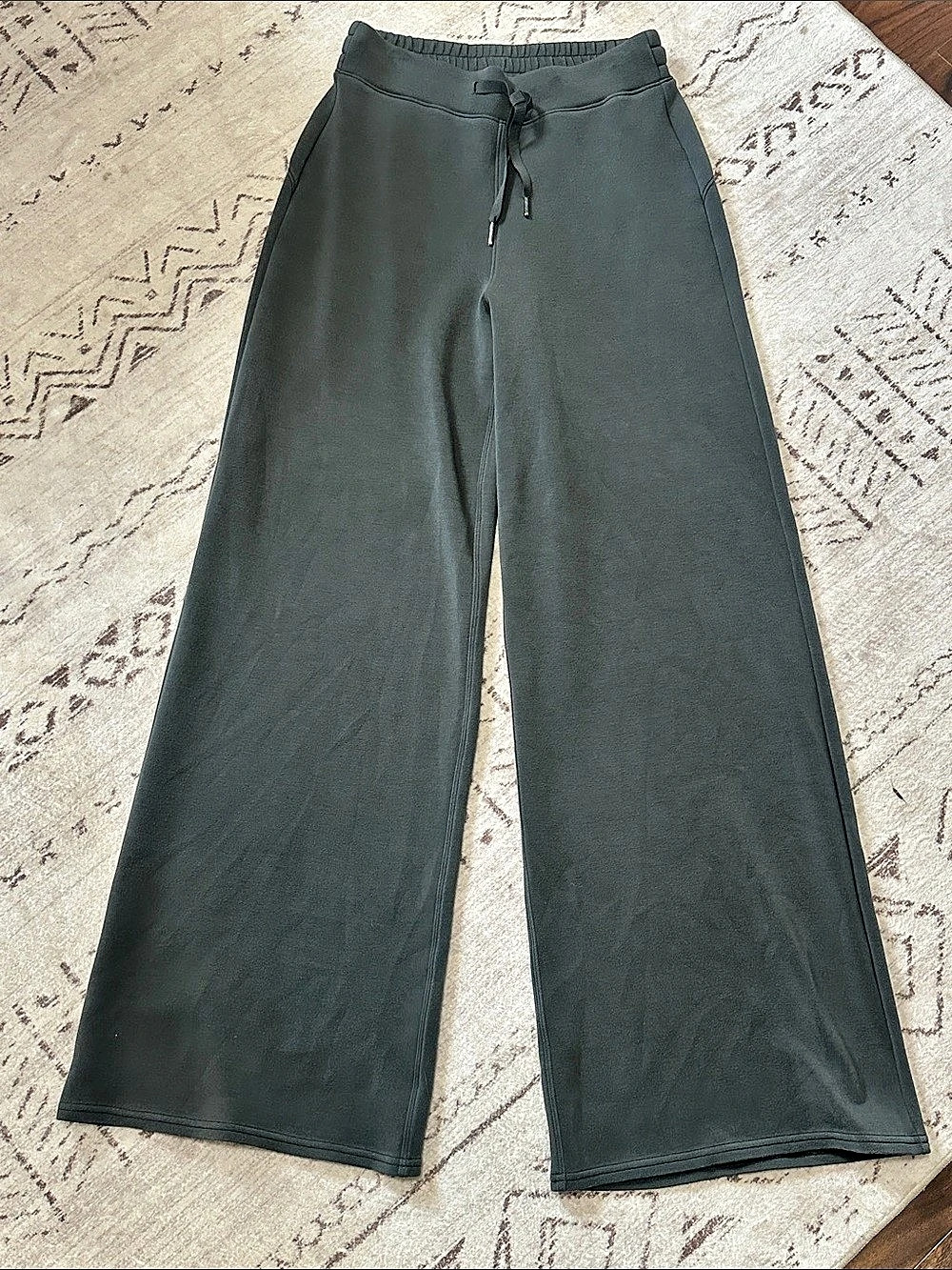 SPANX AirEssentials Wide Leg Pant Olive Green Medium Tall